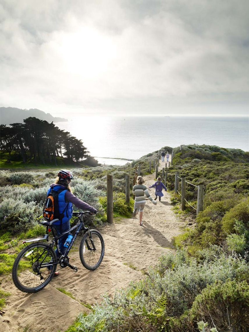 landscape photographer, advertising photographer, national park, san francisco bay, gold gate bridge, park, cliff, ocean, cliff, sunset, people exercising outdoor, bike trail, park